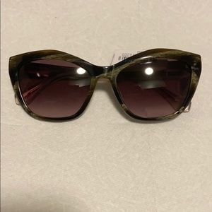 Balenciaga women sunglasses